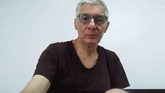 BIGUNCUTHARDCOCK webcam