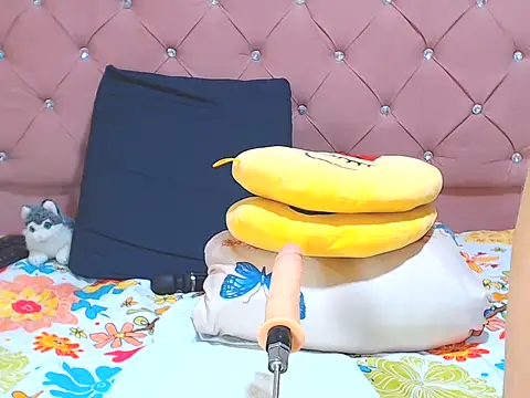 sharonbrown28 webcam