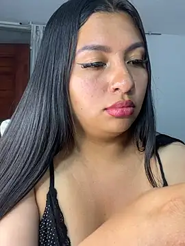 Issa_Santana webcam