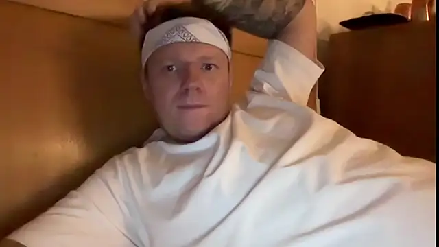 monster_d_2025 webcam