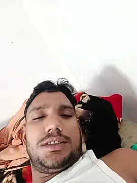 BiggerDickGuy live cam on StripChat