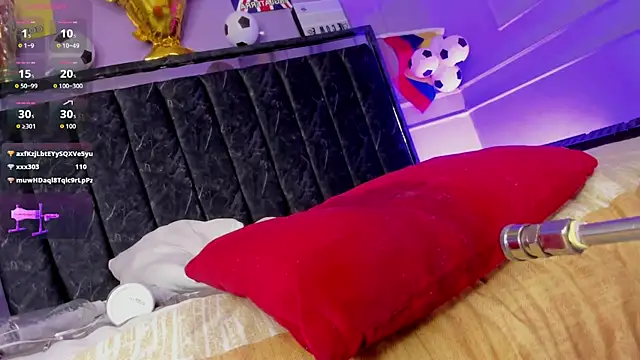 nikkita_dragon_ webcam
