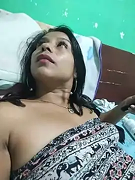 AngelicaStorms webcam