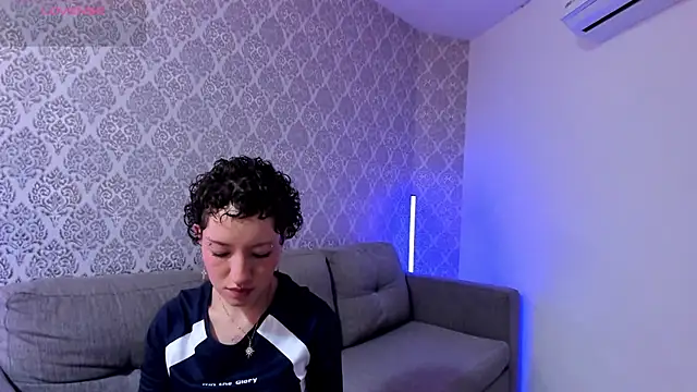 NohaCooper webcam