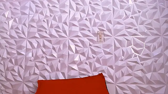 carolinelover_35 webcam