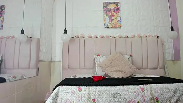 mady_johnsonn webcam