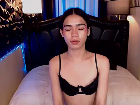 Christine_pretty live cam on StripChat