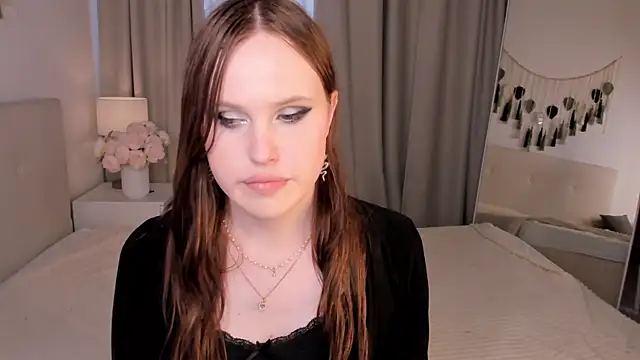 EffieMinki webcam