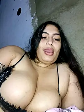 xandra252 live cam on StripChat