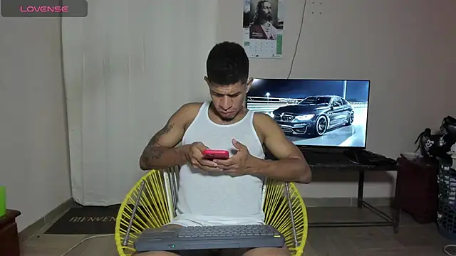 antonio_aguilarx webcam