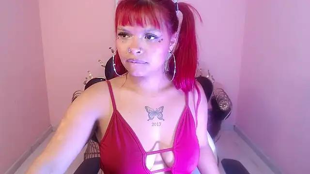 choloeadams_xxx (F young) - SHOW OIL BOOBIES 💦💦