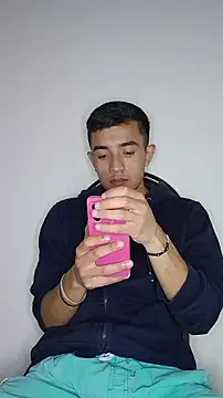 Thick_Cock live cam on StripChat