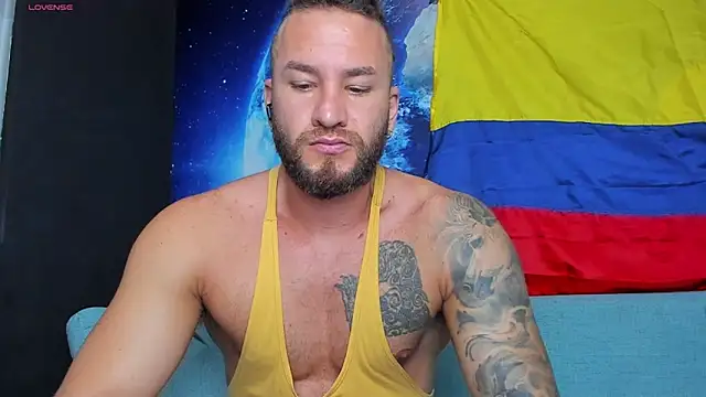 delessandro_world live cam on StripChat