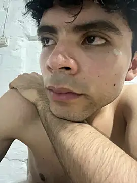 Axel-Mejia live cam on StripChat