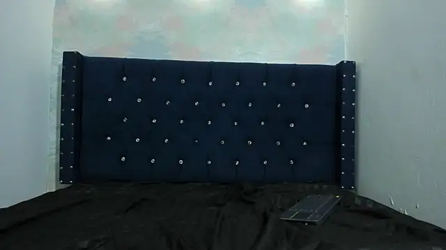 jacob_schneider live cam on StripChat