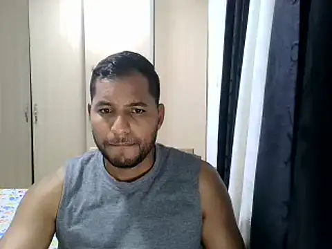 Bruno_vip live cam on StripChat