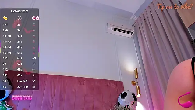 Mayzzie webcam