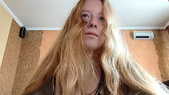 KateVibe_01 webcam
