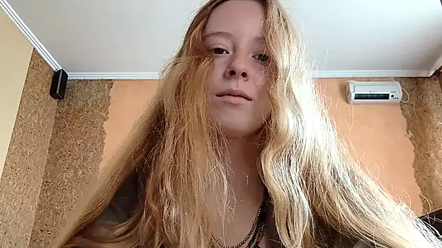 KateVibe_01 webcam