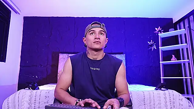 LiamDeep webcam
