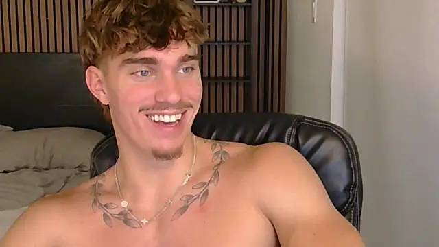 TheNicoRyder live cam on StripChat