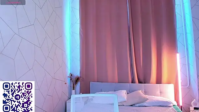 Tiffany-Grace webcam