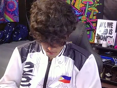 hugekenbigcock webcam