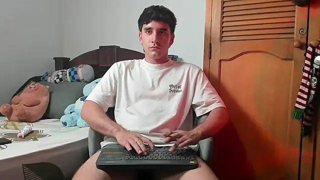 leo030809 webcam