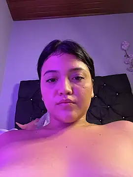 alisson_carolina73 webcam