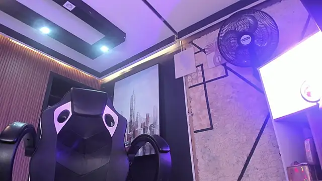 MelodyPrice webcam