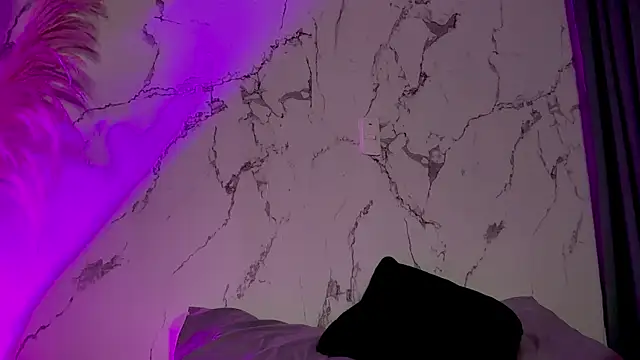 MarcellaGriffin webcam