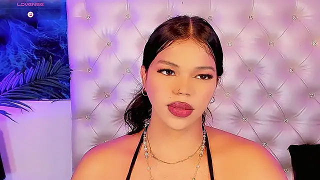 Keira_Fox31 webcam