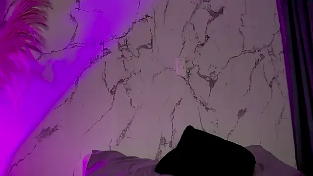 MarcellaGriffin webcam