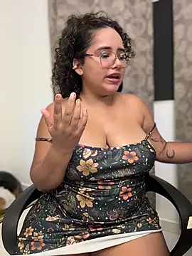 CurlyGirl_1 webcam