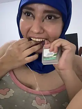 hannahayat webcam