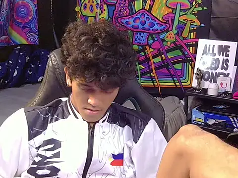 hugekenbigcock webcam