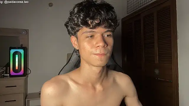 OopsAgain_ webcam