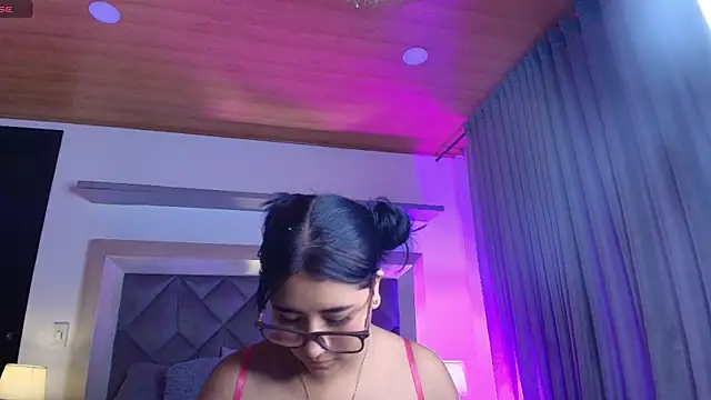 Molly_Hils789 webcam