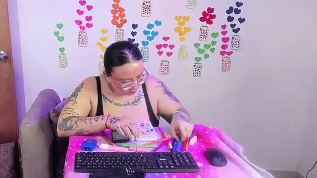 MiaYMolly webcam