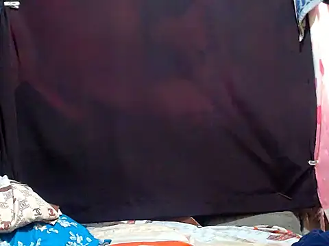 AwesomeMistress_Bigcock webcam
