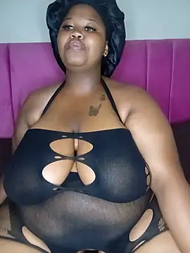 BustyBmw webcam