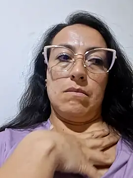 Lauryn_Jones webcam