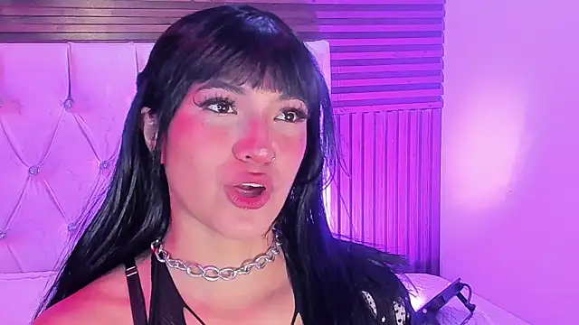 KatieRougee_ webcam