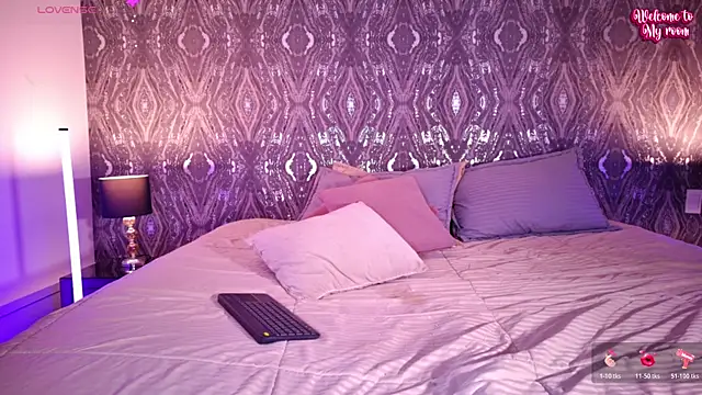 AbellaFox_ webcam