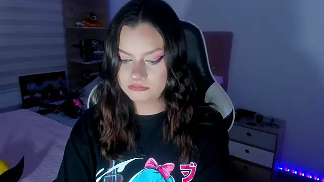 OphelianaRose33 webcam