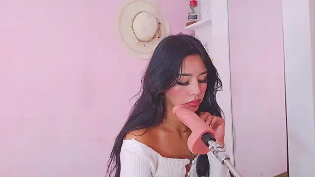 Miss_Charlottet webcam