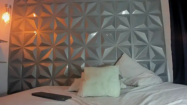 Emmy_lander1 webcam