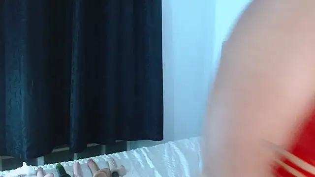 Watch sammy_fox26 live on EroticFlix - High definition streams