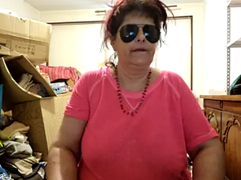 Samantha_Squirt@xh webcam
