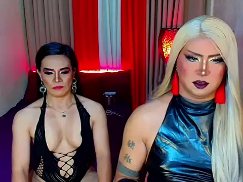 Wildest_Slave_Huntress webcam